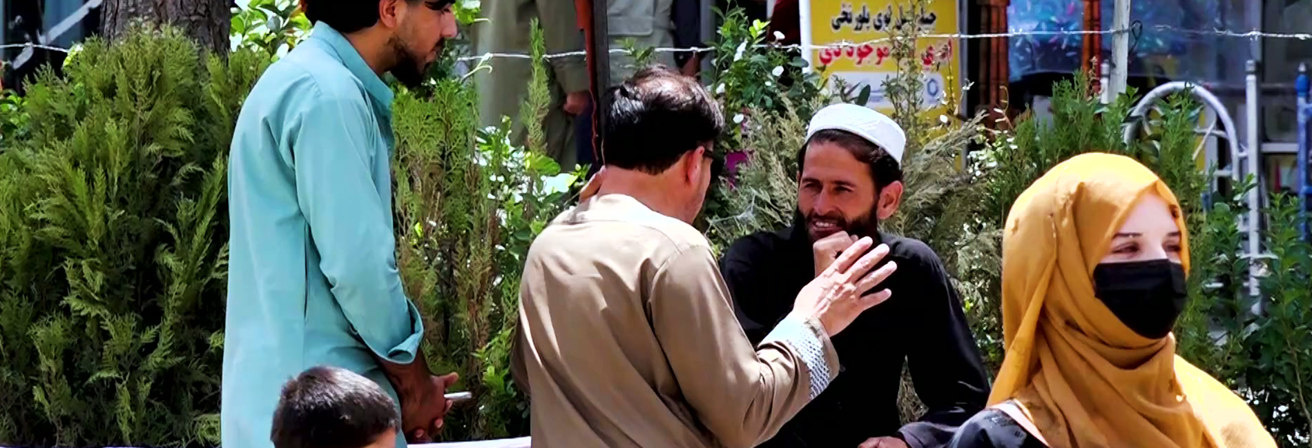 کمره مخفی: یک دانه دهل کار دارم- آریانا