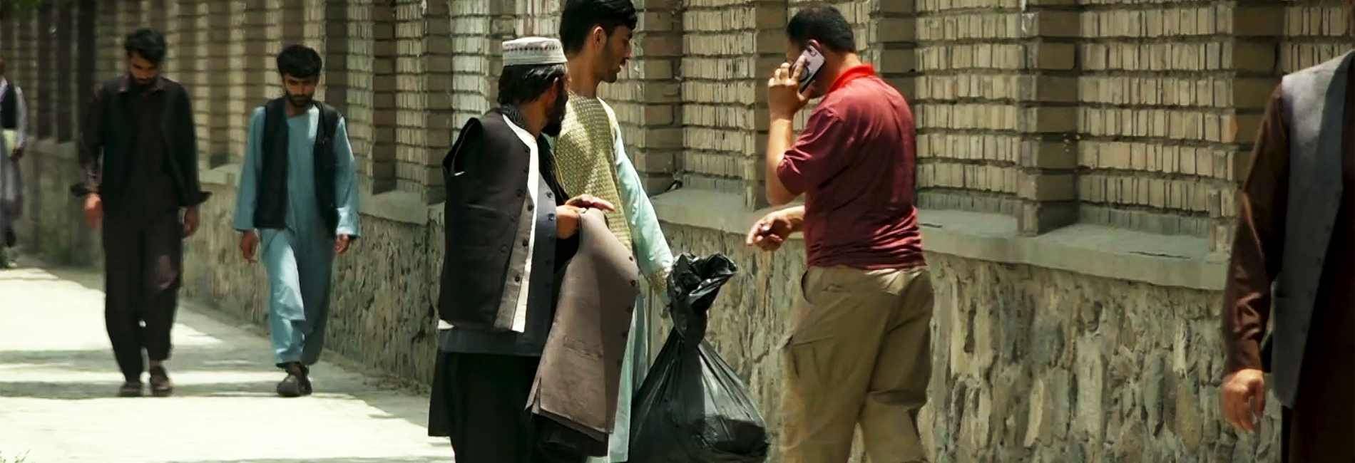 کمره مخفی: ده ای خلطه چیس؟- آریانا