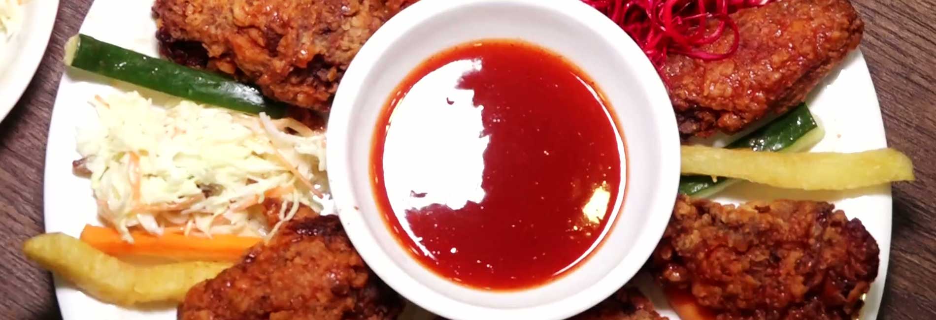 غذای خیابانی: طرز تهیه بال مرغ در فست فود ساحل- آریانا