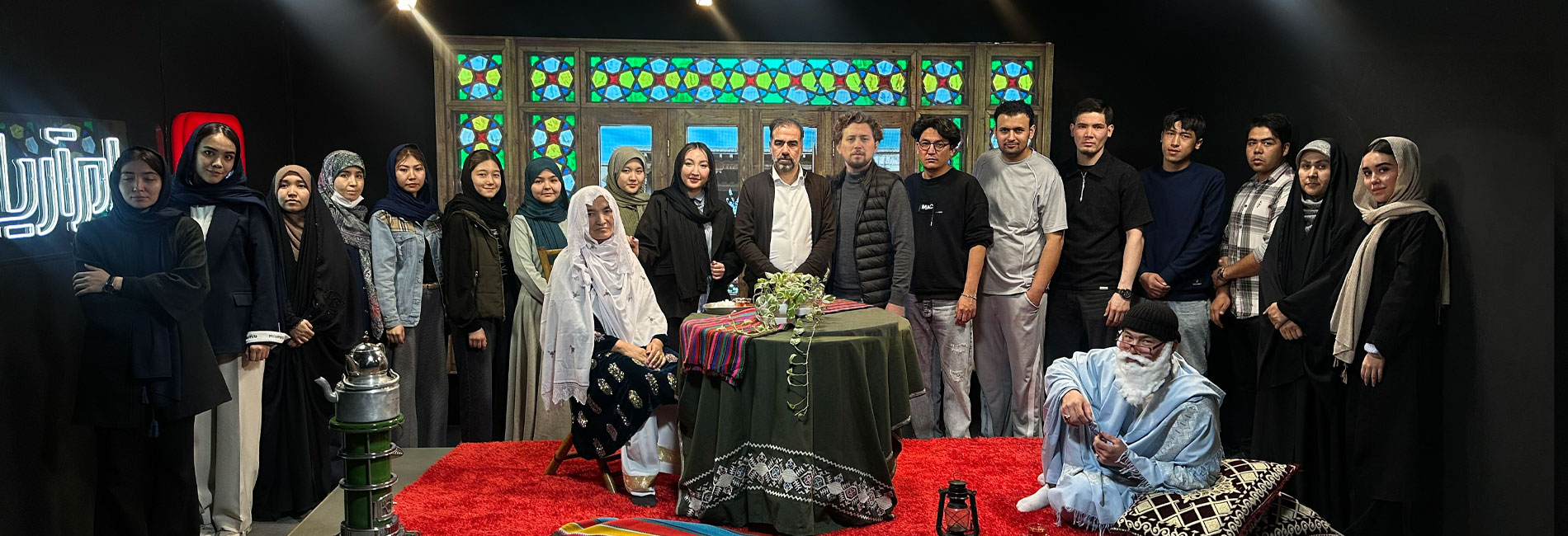 اولین دوره آموزشی انسان رسانه ای (باشگاه ده صبحی ها) ویژه هنرجویان مهاجرین افغانستانی- آریانا